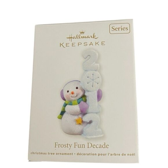 Hallmark Keepsake Ornament 2012 Frosty Fun Decade Snowman 3rd in Series - Picture 1 of 2